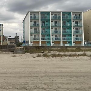 Southern Breeze Ocean Front Hotel